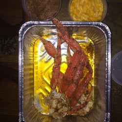 Sorrento's Pizza - Crab legs with side of Mac and candy yams
