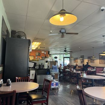 Plaza Cafe - Breakfast & Brunch Near Me - Pleasant Hill, California