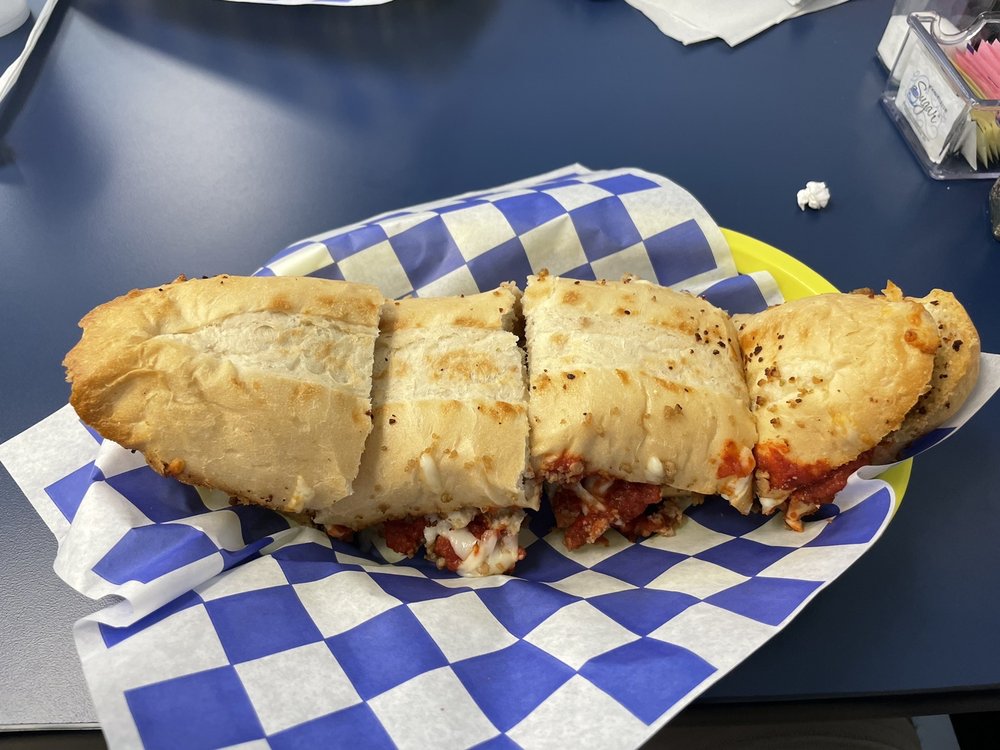 GLOVER’S PIZZA AND ICE CREAM CLOSED Updated September 2024 4005 S