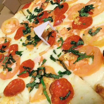 Oz Pizza - Classic Margherita Pizza + pepperoni. - Pizza Near Me - San Francisco, California Oz Pizza - Classic Margherita Pizza + pepperoni. - Pizza Near Me - San Francisco, California
