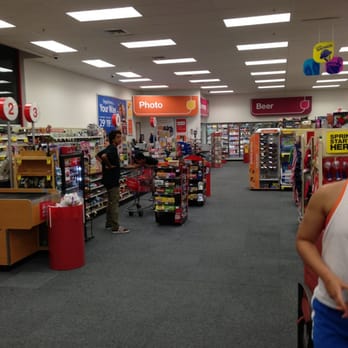 CVS Pharmacy - Very organized! Keep it up! - Drugstores Near Me - SACRAMENTO, California