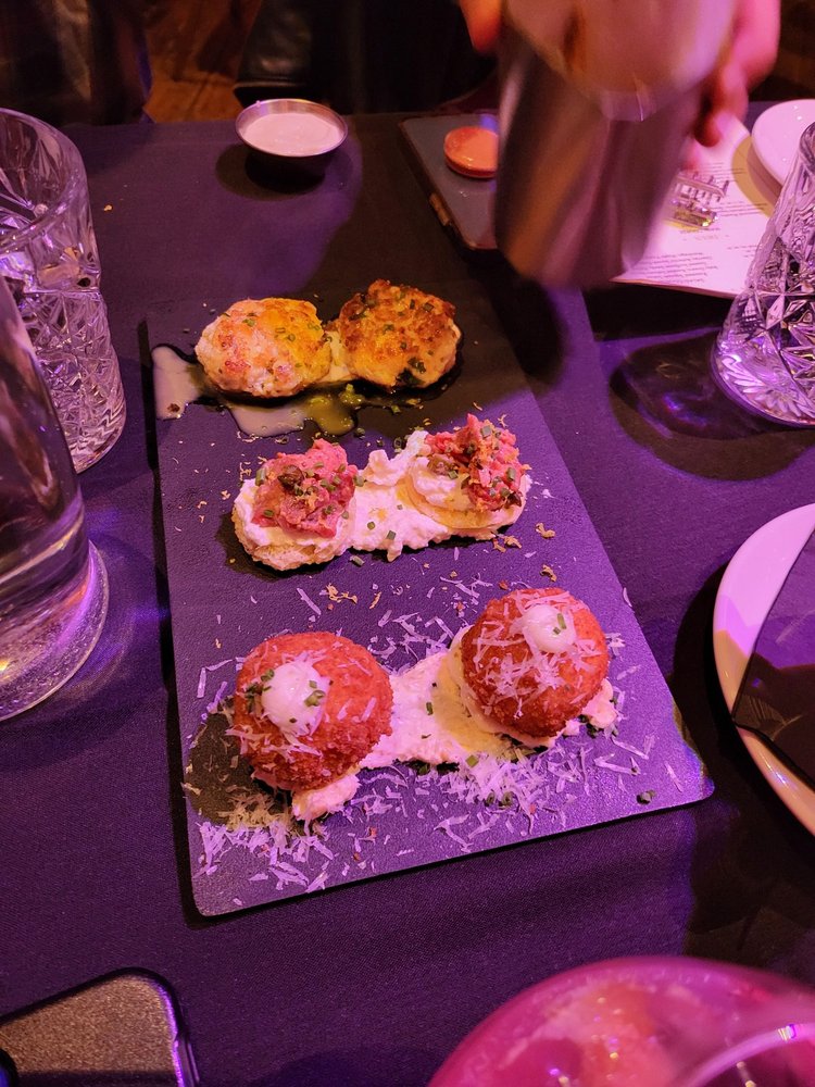 CABARET ZAZOU CLOSED 138 Photos & 43 Reviews 32 W Randolph St, Chicago, Illinois Dinner