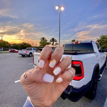Supreme Dollar Nails - Sunflowers - Nail Salons Near Me - Jacksonville, Florida Supreme Dollar Nails - Sunflowers - Nail Salons Near Me - Jacksonville, Florida