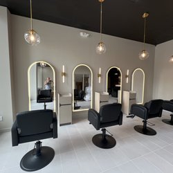 Liana Hair Salon - Salon interior