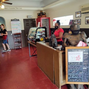 La Verdad Cafe Deli - You'll check out at the main desk. - Smokehouse Near Me - Buffalo, New York La Verdad Cafe Deli - You'll check out at the main desk. - Smokehouse Near Me - Buffalo, New York