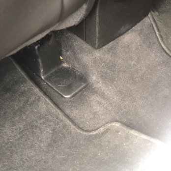 Autobell Car Wash - Drivers rug vacuumed, some crumbs and dirt still around corners. - Car Wash Near Me - Durham, North Carolina Autobell Car Wash - Drivers rug vacuumed, some crumbs and dirt still around corners. - Car Wash Near Me - Durham, North Carolina
