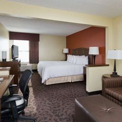 Hampton Inn San Angelo - Guest room