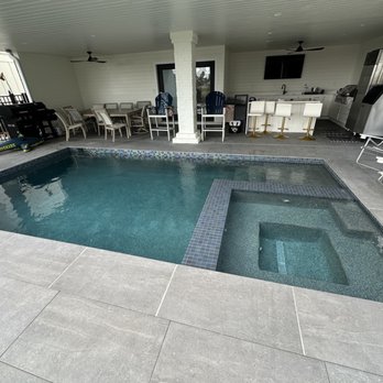 Frank's Pool Services - Pool Cleaners Near Me - Jacksonville, Florida