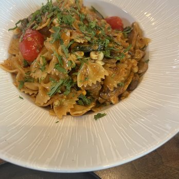 GRANVILLE - Spicy Pasta - New American Near Me - Studio City, California GRANVILLE - Spicy Pasta - New American Near Me - Studio City, California