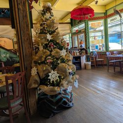 Bamboo Restaurant - Christmas tree December 2024
