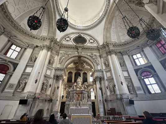 Basilica Santa Maria della Salute by null