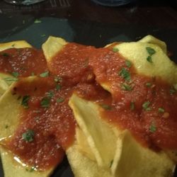 Chapeau - Patata bravas