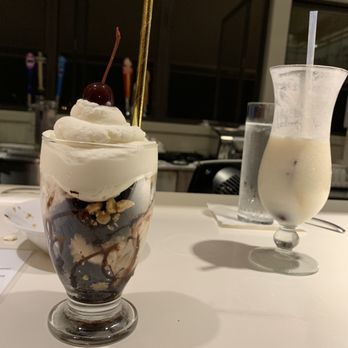 Hilo Bay Cafe - Peanut Butter Chocolate Sundae and a Pina Colada! - New American Near Me - Hilo, Hawaii