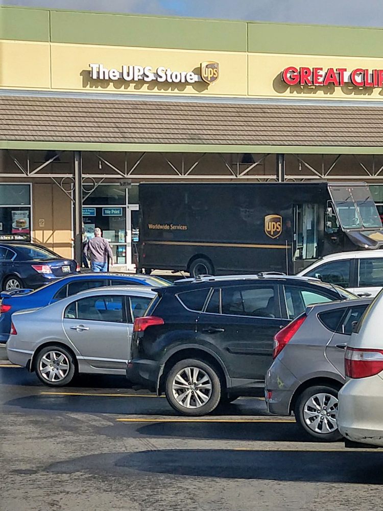 THE UPS STORE 12 Photos & 28 Reviews Shipping Centers 16055 SW