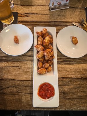 520 Bar & Grill by null