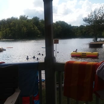 Taylor's Beach Campground - Sitting under the Gazebo on a beautiful day, perfect! - Campgrounds Near Me - Howell, Michigan
