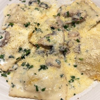 NiDo Caffe - Short Rib Ravioli - Italian Near Me - Miami, Florida NiDo Caffe - Short Rib Ravioli - Italian Near Me - Miami, Florida