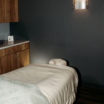 Massage Heights - Encinitas Marketplace - Massage Therapy Near Me - Encinitas, California Massage Heights - Encinitas Marketplace - Massage Therapy Near Me - Encinitas, California