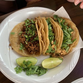 Taqueria Los Agave's - Tacos - Mexican Near Me - Taylor, Michigan