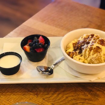 Alexanders Cafe - Creme Brûlée Oatmeal - Breakfast & Brunch Near Me - Saint Charles, Illinois