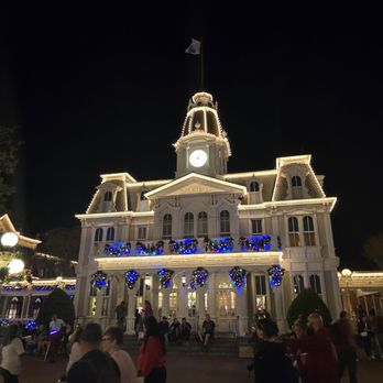 Magic Kingdom Park - Night lighting in the park - Amusement Parks Near Me - Lake Buena Vista, Florida Magic Kingdom Park - Night lighting in the park - Amusement Parks Near Me - Lake Buena Vista, Florida