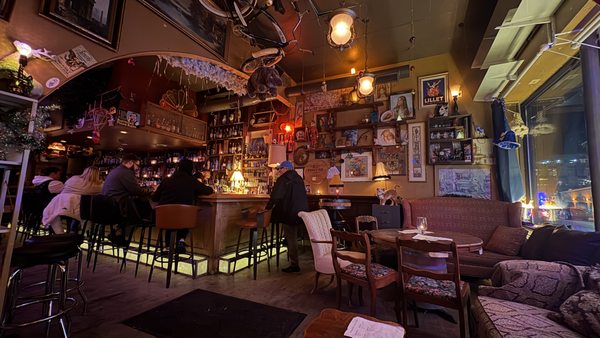 The Tin Widow by null