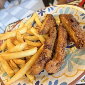 Tacos Mi Rancho - Chicken tenders with French fries - Mexican Near Me - Yuma, Arizona