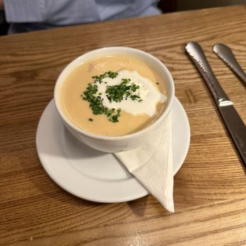 Chestnut - Lobster Bisque - New American Near Me - Asheville, North Carolina Chestnut - Lobster Bisque - New American Near Me - Asheville, North Carolina
