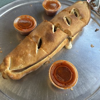 A & M Pizza - Cheesesteak Stromboli - Pizza Near Me - Ephrata, Pennsylvania