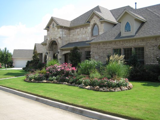 Landscaping & Hardscaping - Established in 1991 Daybreak is DFW's No.1 Family owned and operated custom landscape service -- whether you know what you want or need a recommendation, we will transform your property into the beautiful picture you had in mind. Landscaping & Hardscaping - Established in 1991 Daybreak is DFW's No.1 Family owned and operated custom landscape service -- whether you know what you want or need a recommendation, we will transform your property into the beautiful picture you had in mind.
