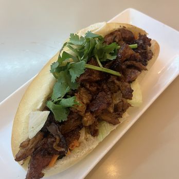 Saigon Lotus - Vegan bbq meat banh mi - Vietnamese Near Me - Toronto, Ontario