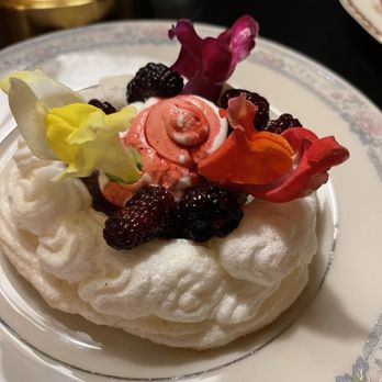Lilou - Meringue - French Near Me - Knoxville, Tennessee Lilou - Meringue - French Near Me - Knoxville, Tennessee