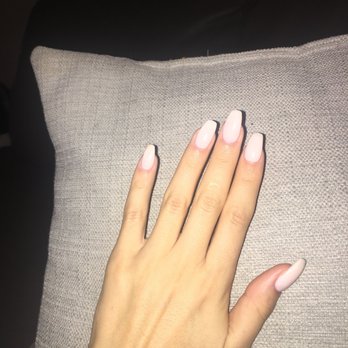 Queen Nails - Nail Salons Near Me - Etobicoke, Ontario