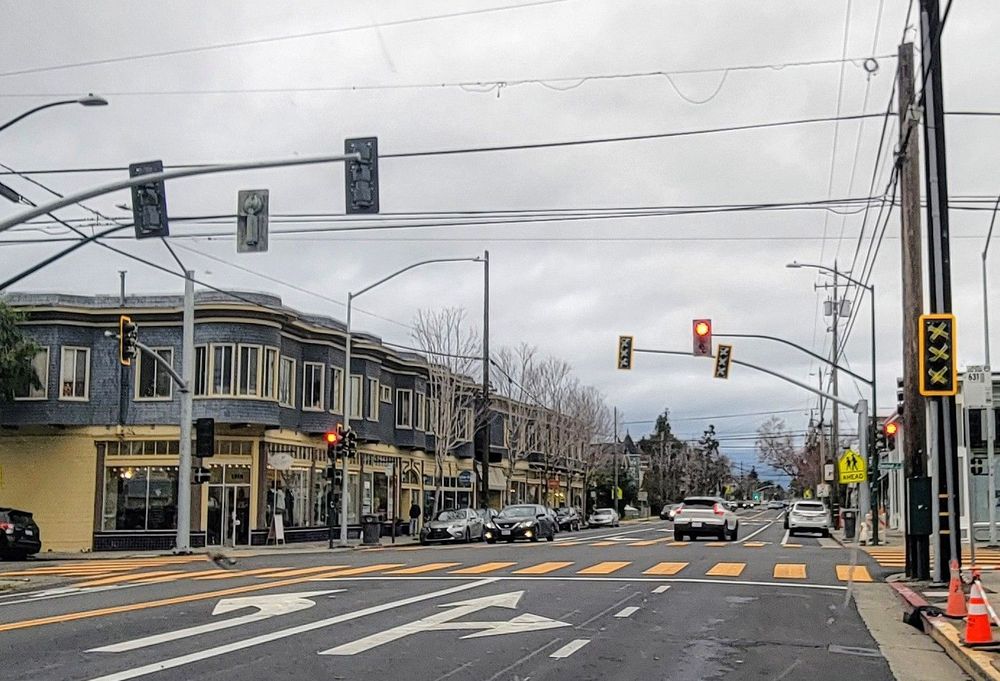 CHESTNUT STATION Updated February 2025 14 Photos Encinal Ave CHESTNUT STATION Updated February 2025 14 Photos Encinal Ave