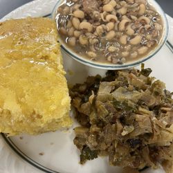 Bois’ D Arc Country Store - 1/1/26 Cornbread, peas and fried cabbage
