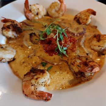 Mallards Southern Kitchen - Shrimp and grits - Seafood Near Me - Bloomington, Minnesota Mallards Southern Kitchen - Shrimp and grits - Seafood Near Me - Bloomington, Minnesota