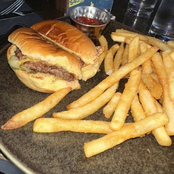 Thorn - Burger - Cocktail Bars Near Me - Miami, Florida