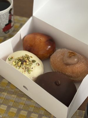 Detour Doughnuts by null