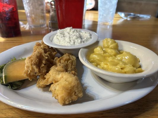 Bennett Spring Dining Lodge by null