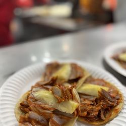 Leo's Tacos Truck - Tacos Al Pastor