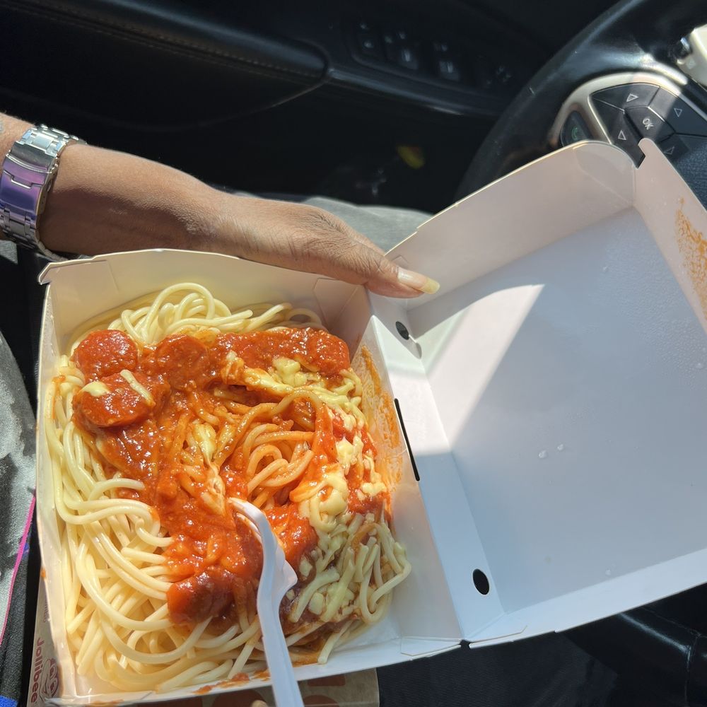 Jollibee - Jolly Spaghetti - Fast Food Near Me - Chicago, Illinois