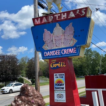 Martha's Dandee Creme - Marble cake soft serve with chocolate sprinkles - Ice Cream & Frozen Yogurt Near Me - Queensbury, New York