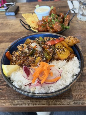 The Fish Box / Flannery's Seafood Bar by null