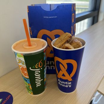 Jamba - Tango oasis smoothie - Juice Bars & Smoothies Near Me - Wichita, Kansas