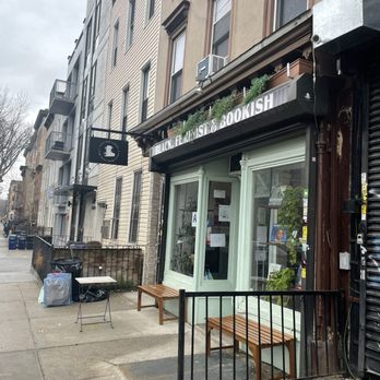 Cafe Con Libros - Exterior - Themed Cafes Near Me - Brooklyn, New York