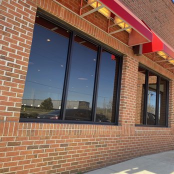 Milo's Hamburgers - Side of building - Burgers Near Me - Calera, Alabama