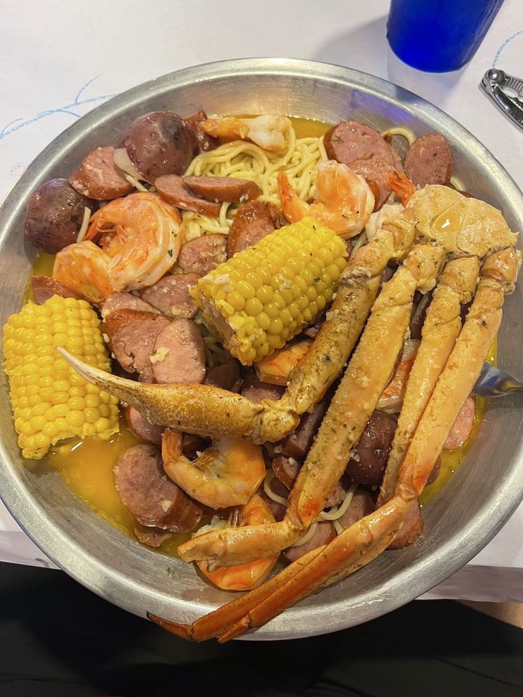Food from The Tangy Crab