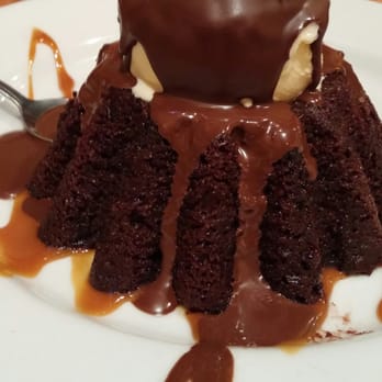 Chili's - Molten lava cake - Tex-Mex Near Me - Mays Landing, New Jersey