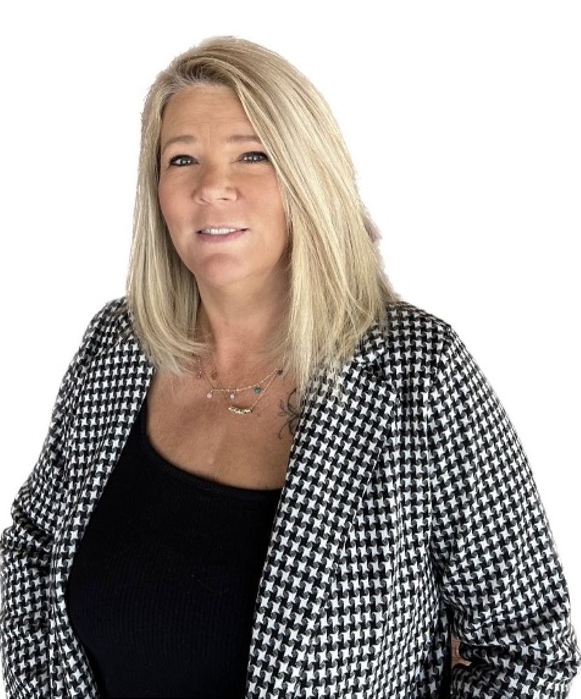 LINDA HERBST REALTOR Updated August 2024 Main St, Susanville