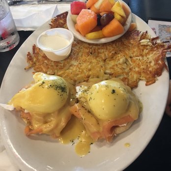 Maple Leaf Diner - American Near Me - Dallas, Texas Maple Leaf Diner - American Near Me - Dallas, Texas